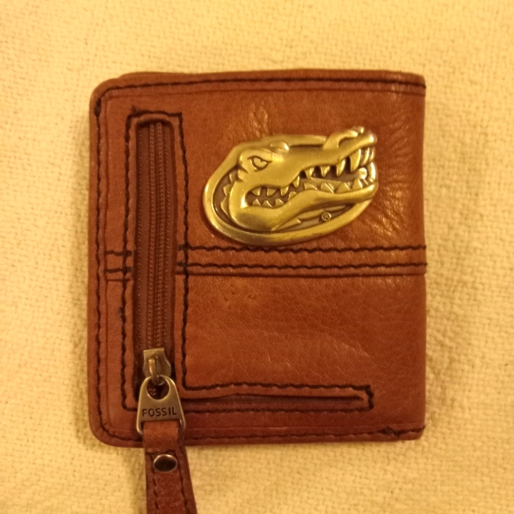 Fossil folding  game day wallet